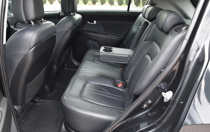 Kia Sportage cena 54800 przebieg: 186208, rok produkcji 2012 z Międzyzdroje małe 781